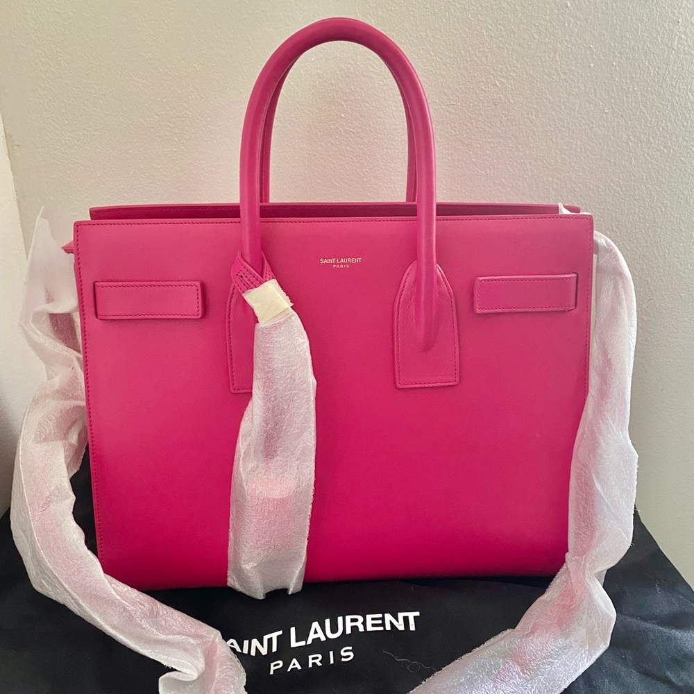 Brand new Saint laurent sac de jour small size